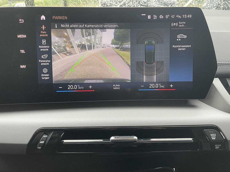 BMW 220i AT. Sports. Kamera Live-Widescreen Sitzh. DAB 220 Active Tourer Bluetooth Navi LED Klima PDC el. Fenster