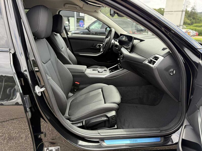 BMW 320d Touring LED AHK 360 Grad Kamera inno 17' 320 17'