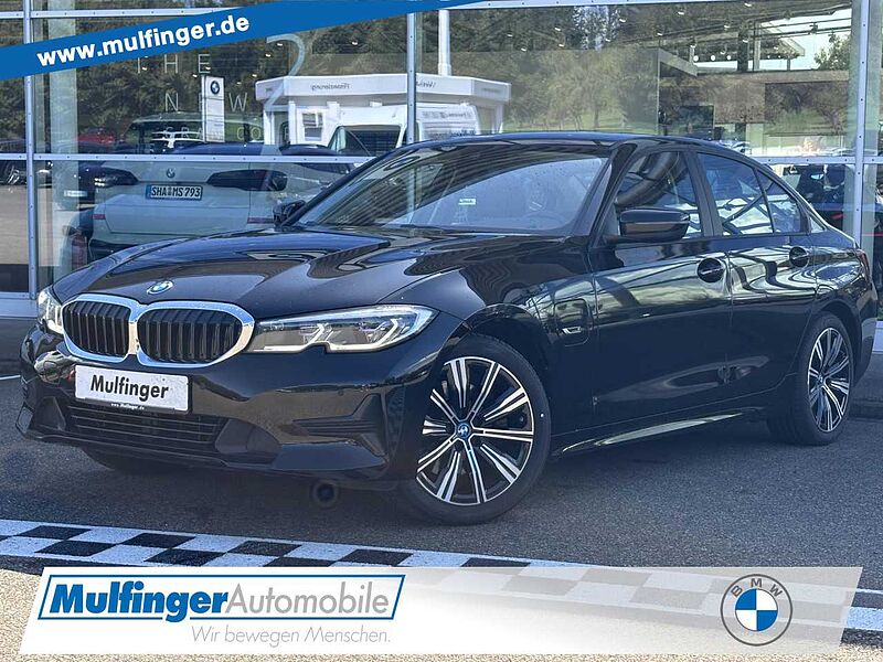 BMW 320e Sport-Aut. Laser LiveProf. Kamera KomfZ.18' 320 KomfZ.18'