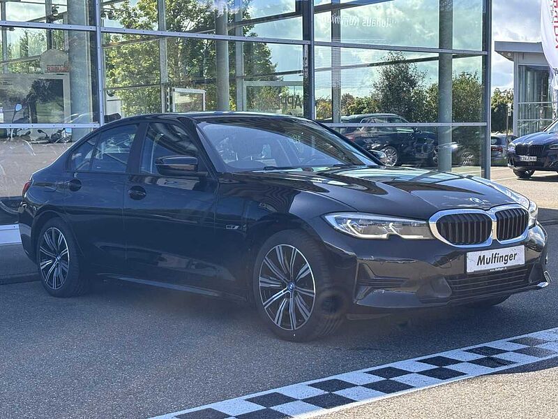 BMW 320e Sport-Aut. Laser LiveProf. Kamera KomfZ.18' 320 KomfZ.18'