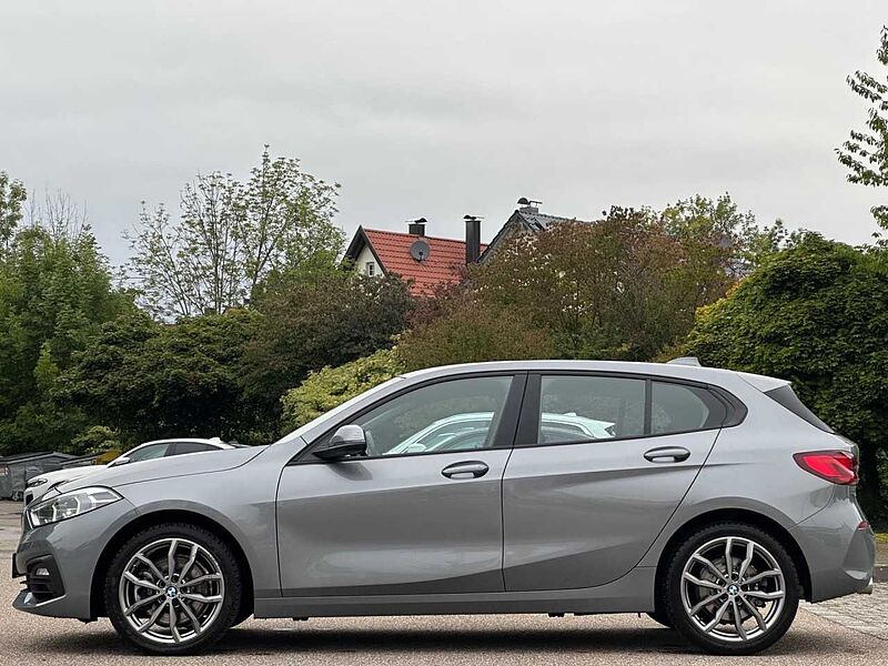 BMW 120i Aut. LED LiveProf HiFi Sitz+Lenkradh. DAB PDC 120 Bluetooth Navi Klima el. Fenster