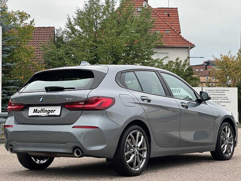 BMW 120i Aut. LED LiveProf HiFi Sitz+Lenkradh. DAB PDC 120 Bluetooth Navi Klima el. Fenster