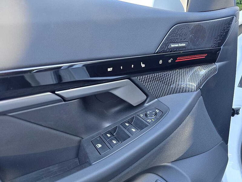 BMW 520i M Sport Pro HUD ACC Icon G. H/K AHK Leas.590 520 Sportpaket Bluetooth Navi LED Vollleder Klima PDC el. Fenster