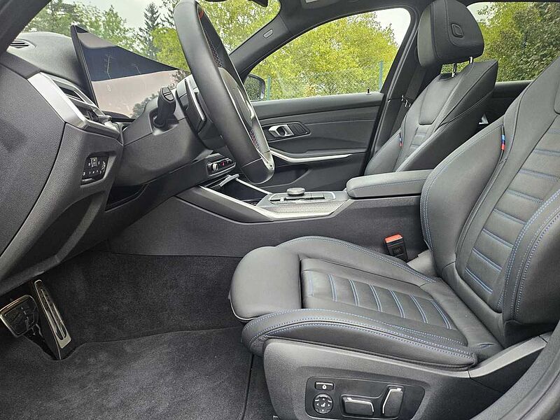 BMW M340d T. xDr. FACELIFT SuV. Pano. HUD Park+Fin.2,99 Sportpaket Bluetooth Navi LED Vollleder Klima Aktivlenkung PDC el. Fenster