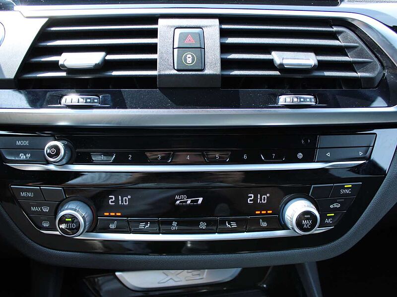 BMW X3 xDr. 20d xLine ad. LED LivePlus AHK HiFi Sitzh. Modell X Line