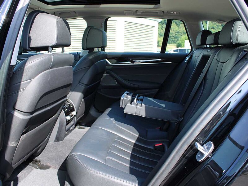 BMW 530d xDr. T. Luxury Standh. Sitzklima ACC Pano 530