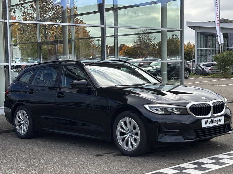 BMW 320d Tour. Advantage LiveProf. DrivAss. Temp. Sitzh 320
