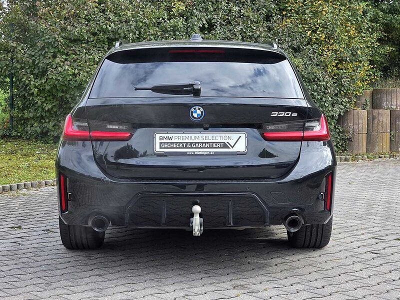 BMW 330e T. M Sport Pro FACELIFT HUD Pano. AHK Fin.2,9 330 Sportpaket Bluetooth Navi LED Klima Aktivlenkung Standhzg PDC el. Fenster