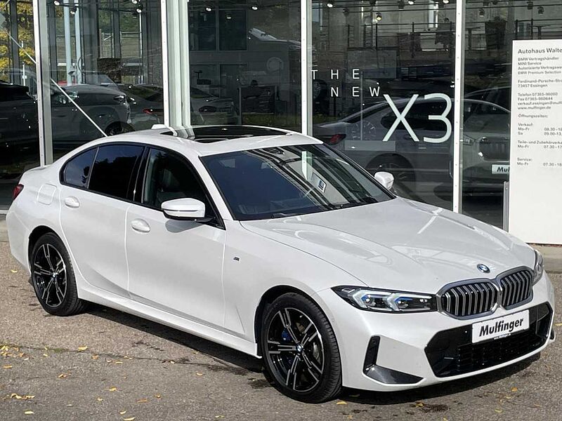 BMW 330e xDr. M Sport FACELIFT HUD SuView GlasD. Lenkh 330 Sportpaket Bluetooth Navi LED Vollleder Klima Aktivlenkung Standhzg PDC el.
