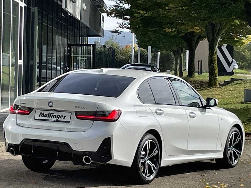 BMW 330e xDr. M Sport FACELIFT HUD SuView GlasD. Lenkh 330 Sportpaket Bluetooth Navi LED Vollleder Klima Aktivlenkung Standhzg PDC el.