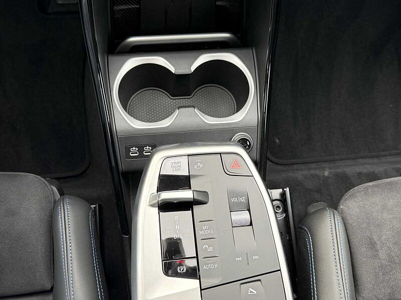 BMW X1 sDrive18i M Sport Komf. zug. LED AHK Driv. Ass.