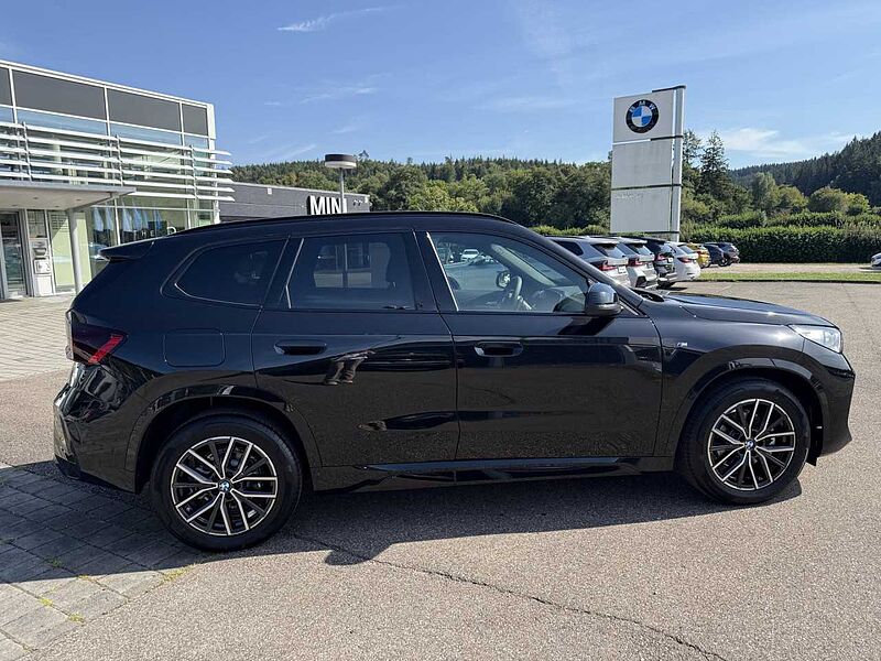 BMW X1 sDrive18i M Sport Komf. zug. LED AHK Driv. Ass.