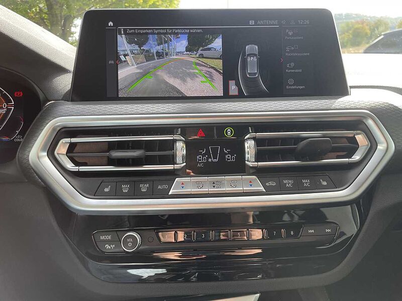 BMW X4 x20d M Sport HUD Laser KomfZ. Kamera HiFi AHK Sportpaket Bluetooth Navi Vollleder Klima PDC el. Fenster