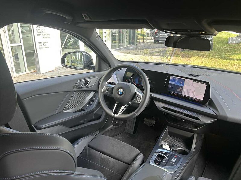 BMW 120 M Sport HUD SuView Ad-LED DAB Sitzh.18' Navi Sitzh.18' Sportpaket Bluetooth PDC el. Fenster