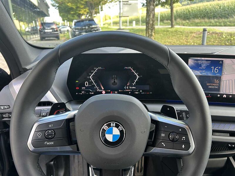 BMW 120 M Sport HUD SuView Ad-LED DAB Sitzh.18' Navi Sitzh.18' Sportpaket Bluetooth PDC el. Fenster