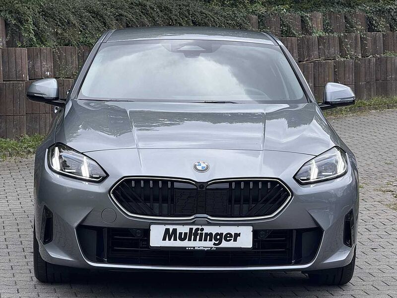 BMW 120 HUD SuView DrivAss. Ad-LED Sitzh. Komfz. AHK Navi Bluetooth Klima PDC el. Fenster