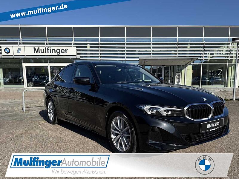 BMW 318i Sports. HUD LED SuView DrivAss. Sitzh. Lordose 318
