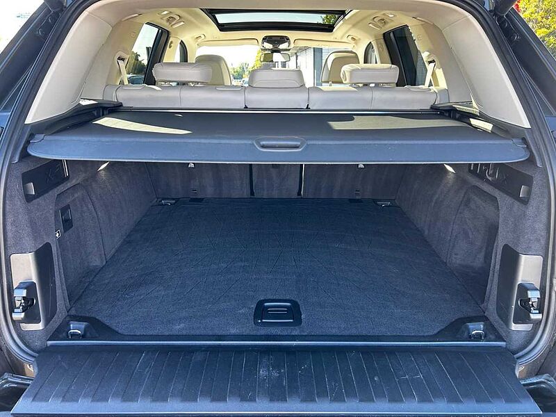 BMW X5 x40i IntAktLenk. PanoD. SurView. ACC Laser 20' HUD 20' Bluetooth Navi Vollleder Klima Luftfederung Aktivlenkung PDC el. Fenster