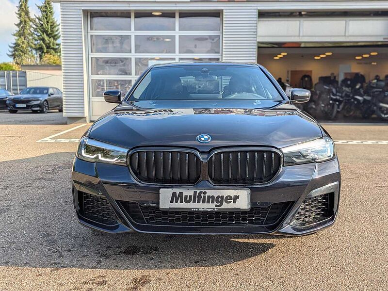 BMW 530e M Sport Live-Prof. Kamera Temp. DAB Sitzh.20' 530 Sitzh.20' Sportpaket Bluetooth Navi LED Vollleder Klima Standhzg PDC el. Fen