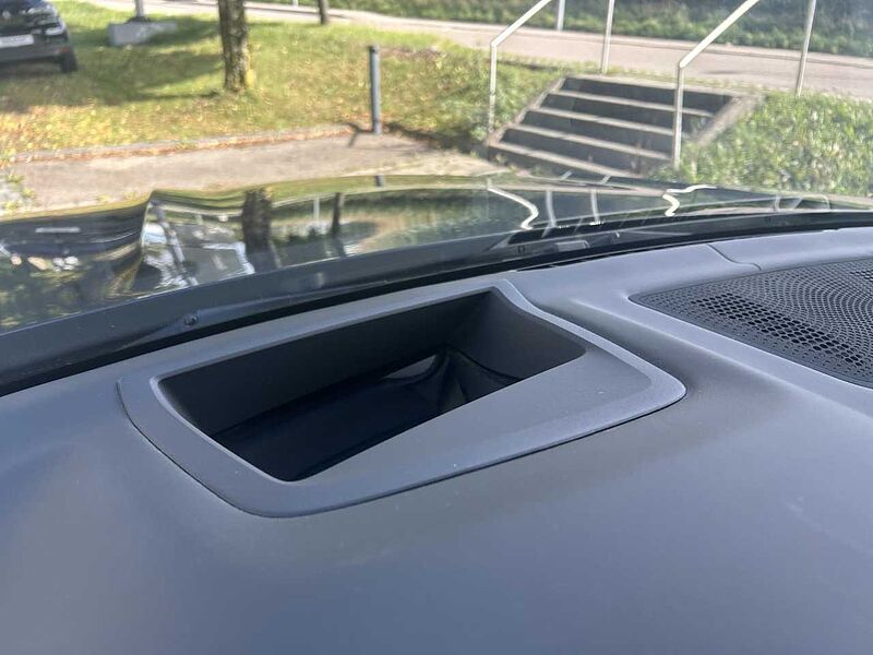 BMW X5 M50i AHK Standh. Pano AHK 22' NP 134.450.- HUD M50 22' Sportpaket Bluetooth Navi Vollleder Klima Aktivlenkung Standhzg PDC el.