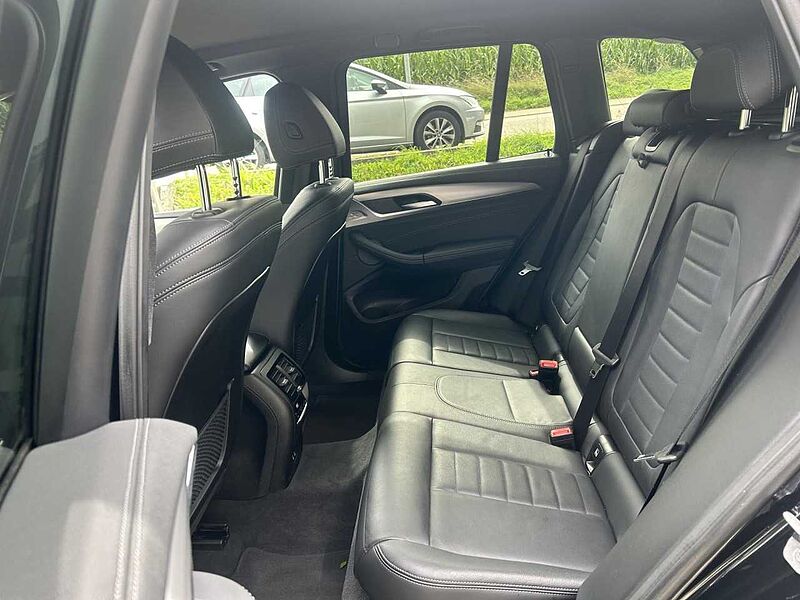 BMW X3 M40d Leder ACC HUD Laser HaKa. Sitzbel. AHK 20' M40 20' Sportpaket Bluetooth Navi Vollleder Klima Aktivlenkung PDC el. Fenster