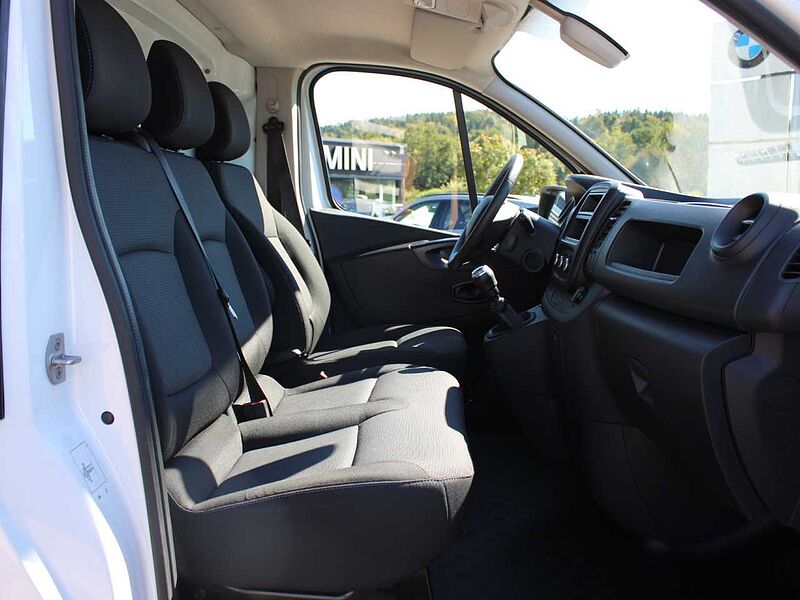 Renault Trafic dCi 145 Kasten 3,0t L1H1 Klima Nebelscheinw