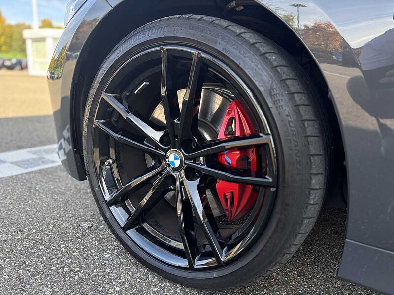 BMW 330i xDrive M Sport Pro SurView HUD GlasDach.19' 330 GlasDach.19'