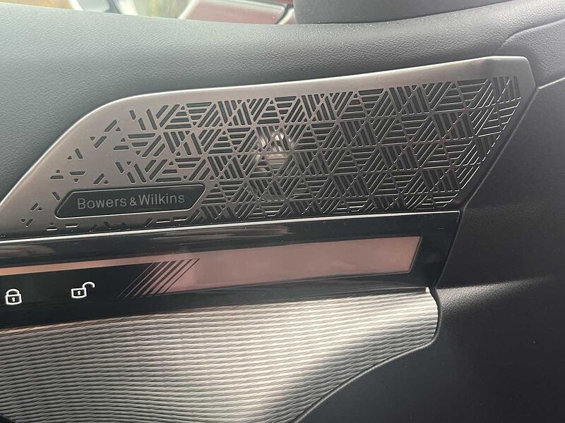 BMW i5 e40 M Sport ACC SurView HUD B+W AHK 21' 21'