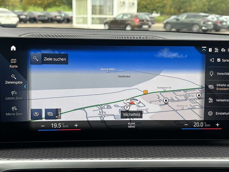 BMW 330i xDrive M Sport LivePr. HUD SurView Glasd.19' 330 Glasd.19'