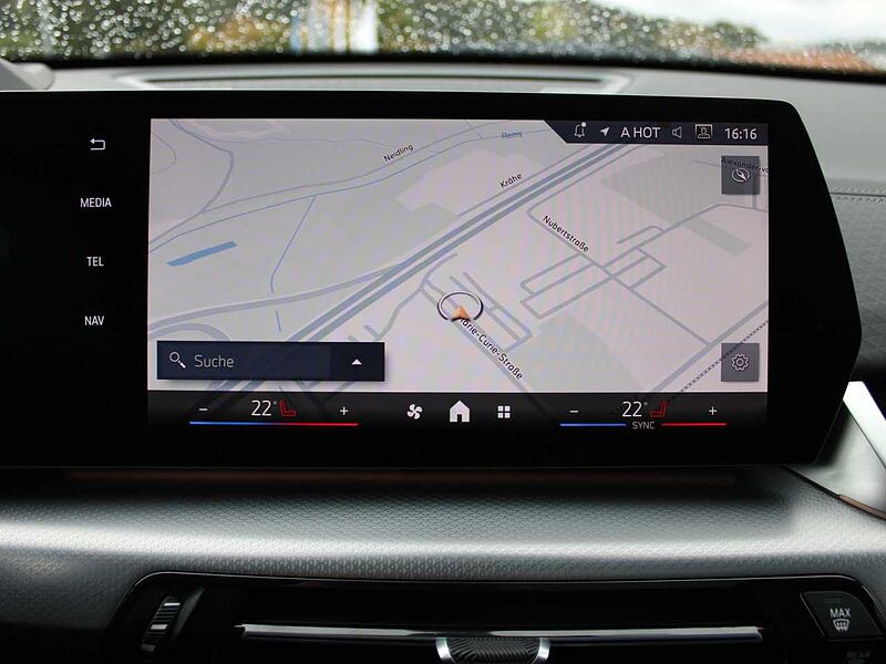 BMW X2 xDrive20d M Sport HUD ACC Pano. SuView. AHK 20' 20'