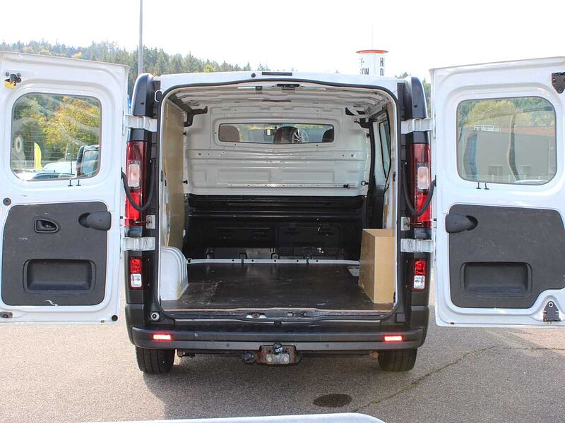Renault Trafic dCi 120 L1H1 3,0t teilverglast AHK Navi