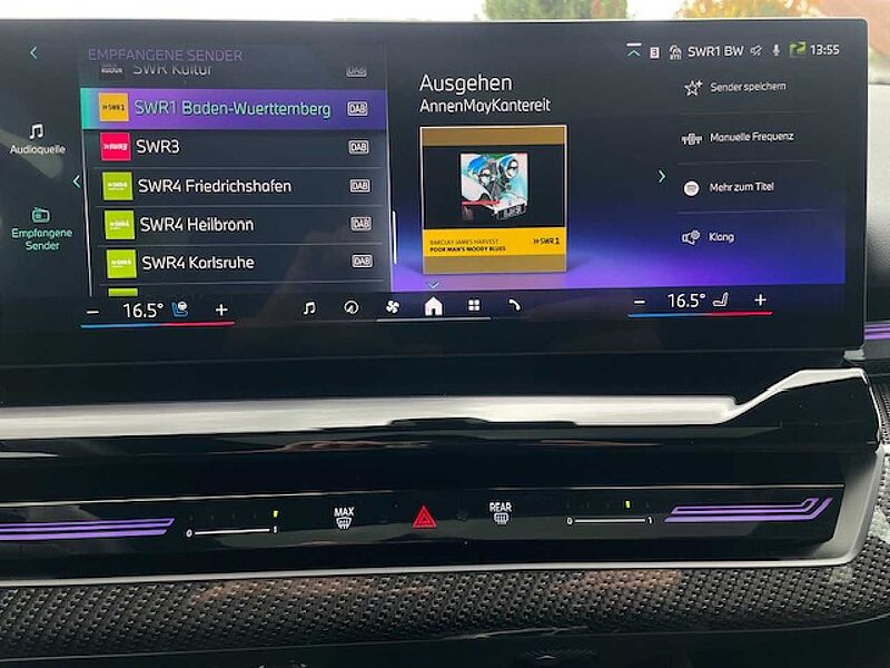 BMW 540d xDr. T.M Sport Pro PanoD. SurView. B&W Standh 540 Sportpaket Bluetooth HUD Navi LED Klima Standhzg PDC el. Fenster