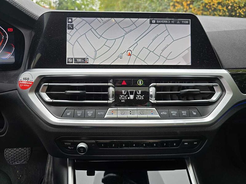 BMW 330d Luxury Sports. LiveP. DrivP. ACC KomfZ. Fin.355 330 Bluetooth Navi LED Vollleder Klima PDC el. Fenster