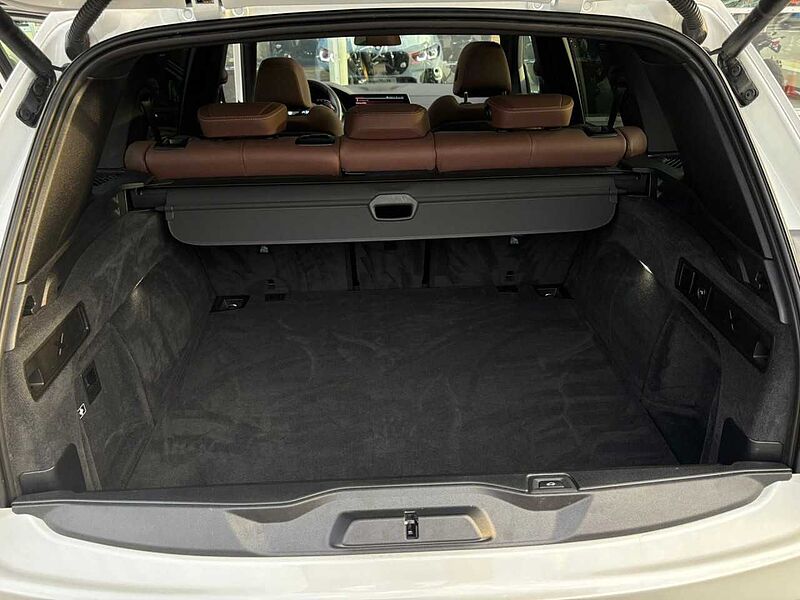 BMW X5 x40i M Sport LiveProf HUD Laser PanoD. AHK 22' 22'