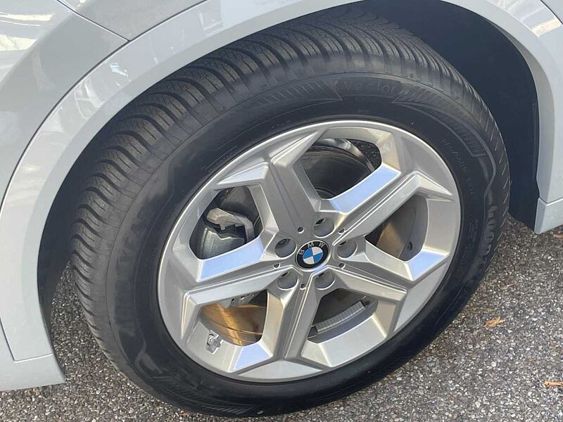 BMW X2 xDrive20d M Sport ACC HUD IconGlow. SuView. AHK Sportpaket Bluetooth Navi LED Vollleder Klima PDC el. Fenster