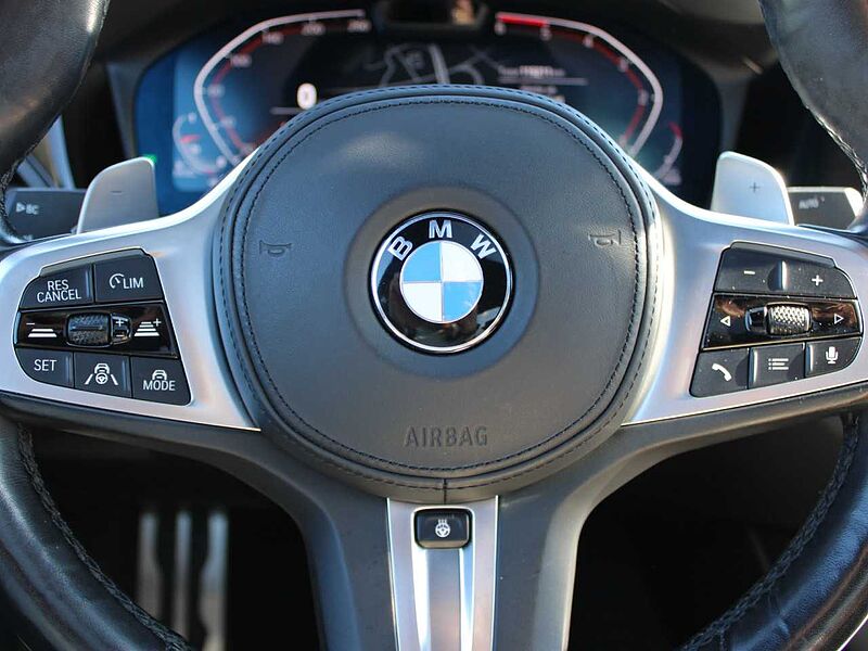 BMW 330d xDr. M Sport M Sitz 360° Standh. AHK Glasd 330