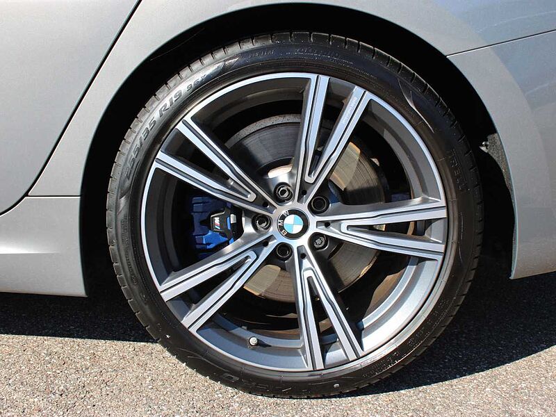 BMW 330d xDr. M Sport M Sitz 360° Standh. AHK Glasd 330