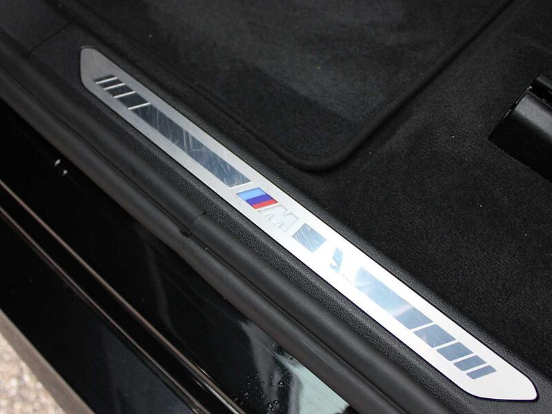 BMW X6 x30d M Sport Iconic M Auspuff 360° HUD Park+