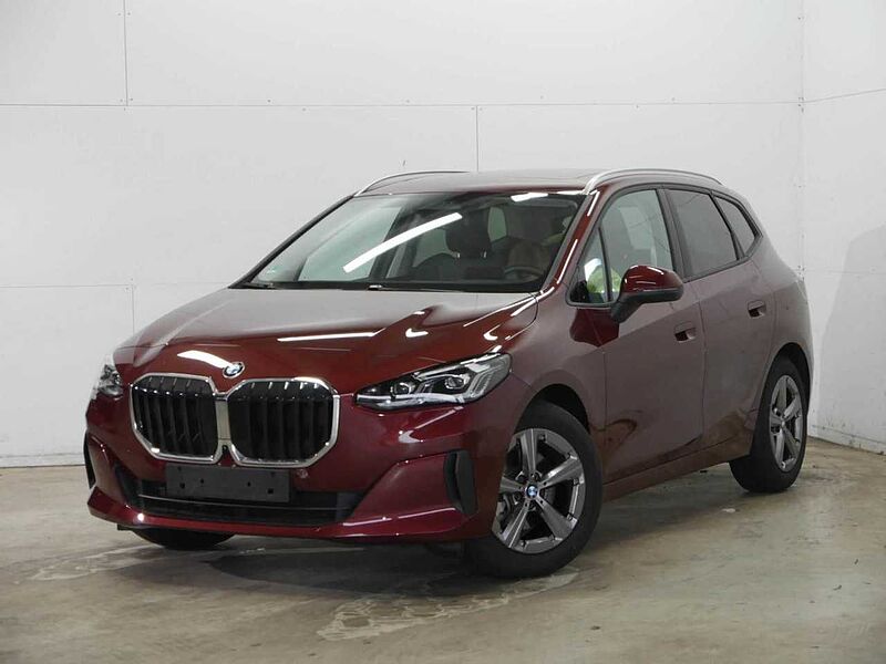 BMW 220i ActiveT. HUD PanoDach SurView. LiveProf. AHK 220 Active Tourer Bluetooth Navi LED Klima PDC el. Fenster