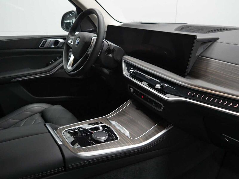 BMW X5 x30d Standh. KomfS. Gestik Soft Ha/K. P-Prof. AHK Bluetooth HUD Navi LED Vollleder Klima Standhzg PDC el. Fenster