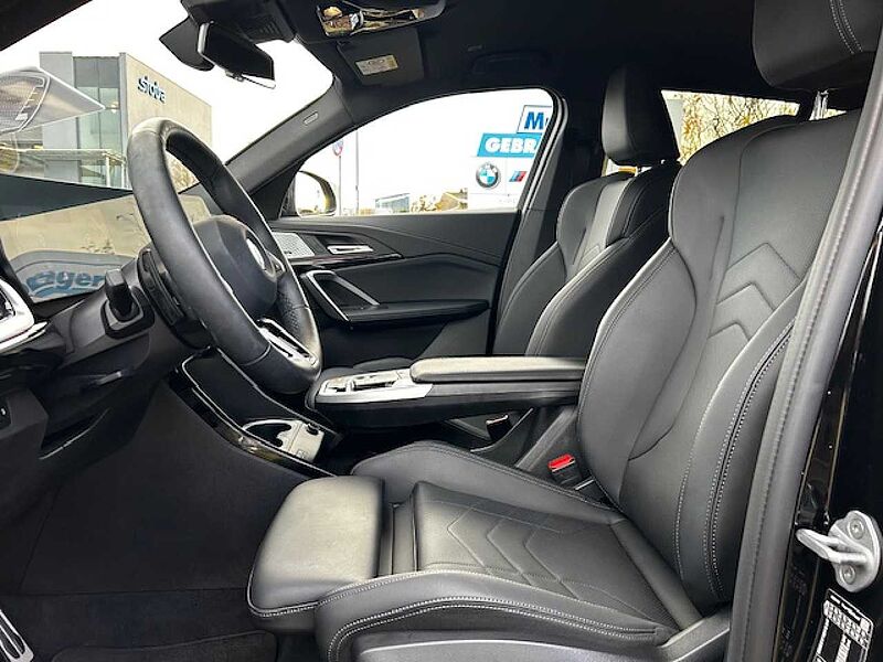 BMW X2 xDrive20d M Sport ACC HUD IconGlow. SuView. AHK Sportpaket Bluetooth Navi LED Vollleder Klima PDC el. Fenster