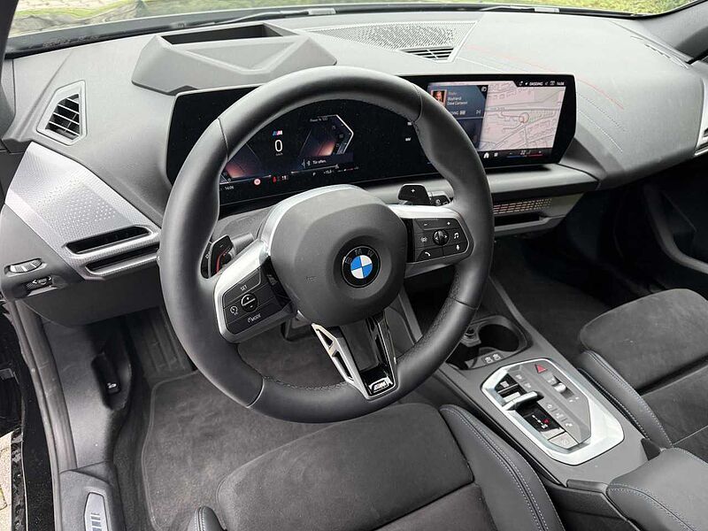 BMW 118d M Sport Pro HUD ACC SuView. Lenkh. H/K AHK18' 118 AHK18' Sportpaket Bluetooth Navi LED Klima PDC el. Fenster