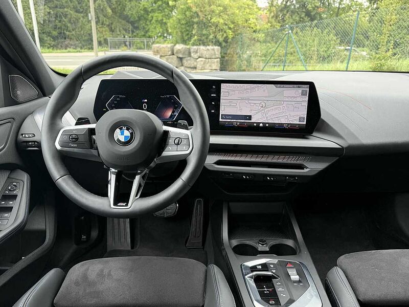 BMW 118d M Sport Pro HUD ACC SuView. Lenkh. H/K AHK18' 118 AHK18' Sportpaket Bluetooth Navi LED Klima PDC el. Fenster