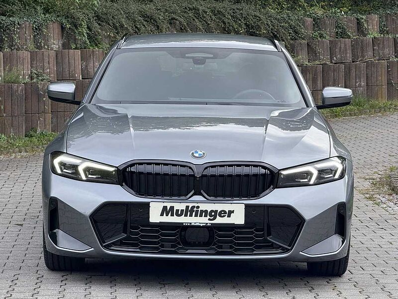 BMW 318i Touring Sportpaket Navi LED Klima PDC 318 el. Fenster