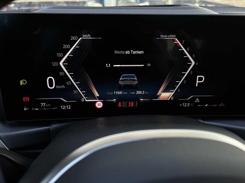 BMW 330i M Sport Pro HUD SurView ACC Glasd. AHK 19' 330 19'