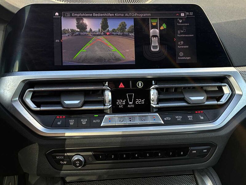BMW M440i Coupe Standh. LiveProf. Kamera Ha/Ka. AHK 19' M440 19' Sportpaket Bluetooth Navi LED Klima Aktivlenkung Standhzg PDC el. Fenst