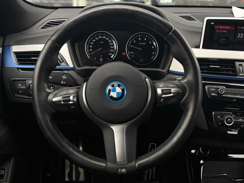 BMW X2 x25e M Sport Navi LED Har/Kar. Tempom. DAB 19' 19'