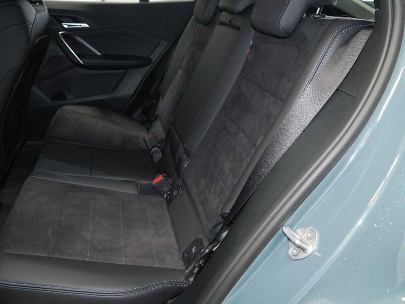 BMW X2 s18d M Sport ACC HUD IconGlow. SuView. KomfZ19' IconGlow. SuView. KomfZ19' Sportpaket Bluetooth Navi LED Klima PDC el. Fenster