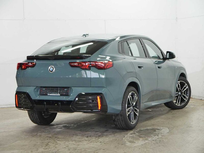 BMW X2 s18d M Sport ACC HUD IconGlow. SuView. KomfZ19' IconGlow. SuView. KomfZ19' Sportpaket Bluetooth Navi LED Klima PDC el. Fenster