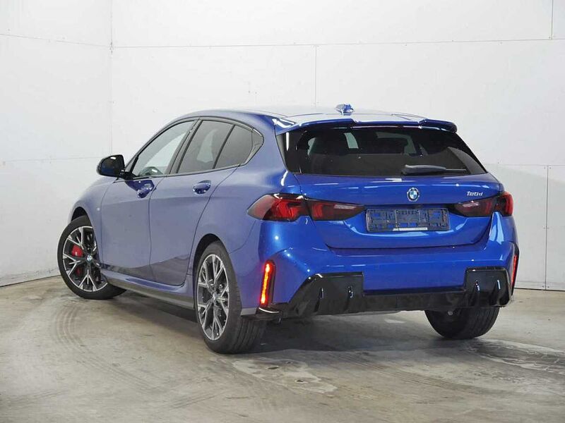 BMW 120d M Sport Pro HUD Kamera Lenkh. LiveProf. KomfZ 120 Sportpaket Bluetooth Navi LED Klima PDC el. Fenster